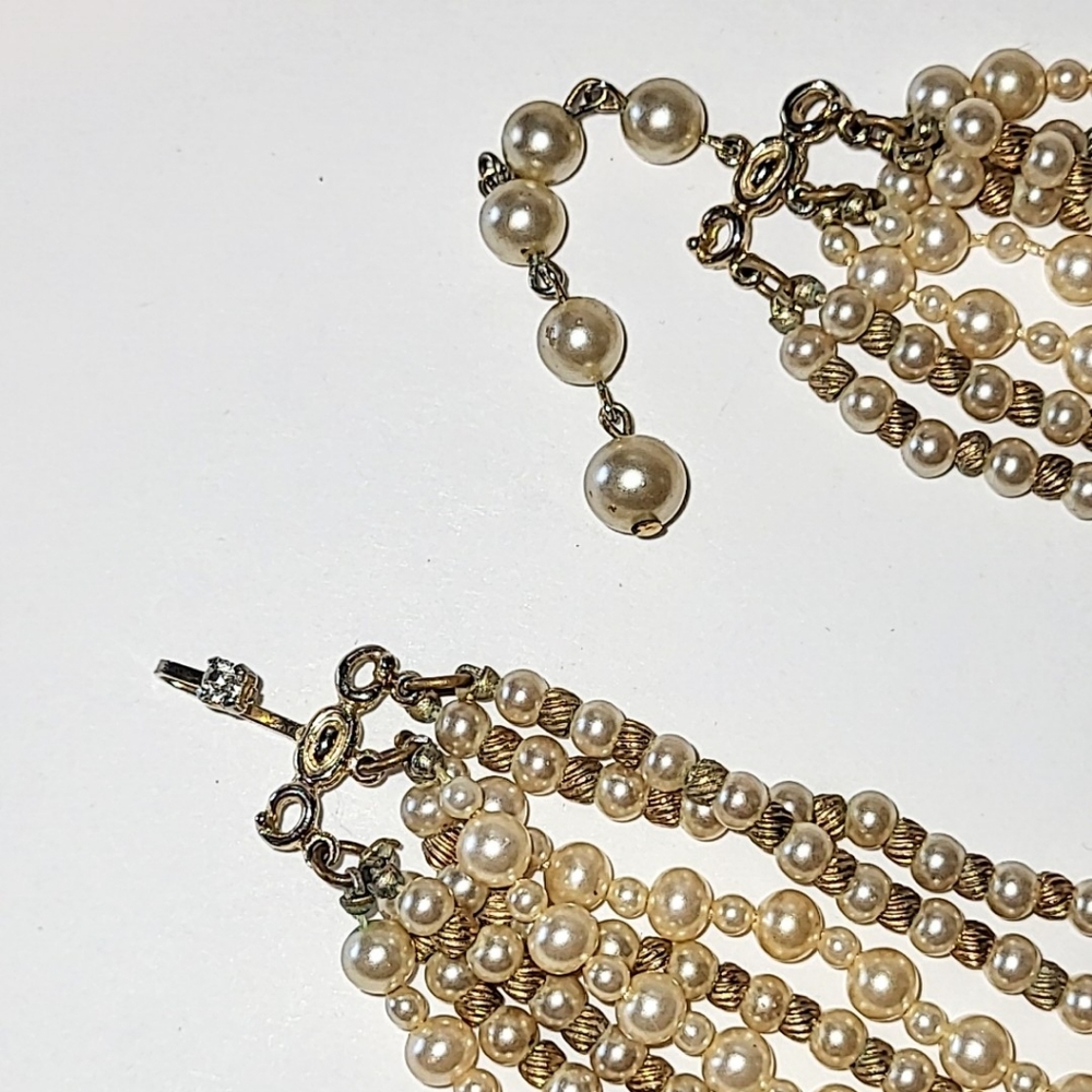MARVELLA 8-STRAND PEARL & GOLD BEAD VINTAGE NECKLACE - Picture 9 of 10